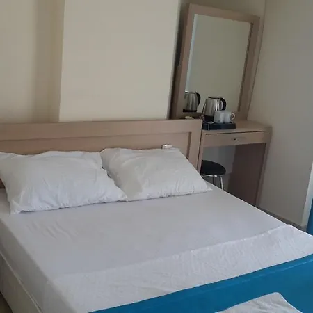 Adonis 马尔马里斯