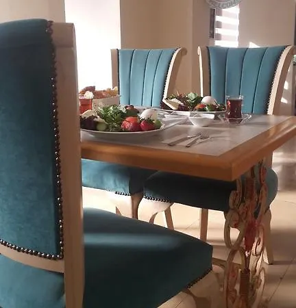 Adonis 酒店 马尔马里斯