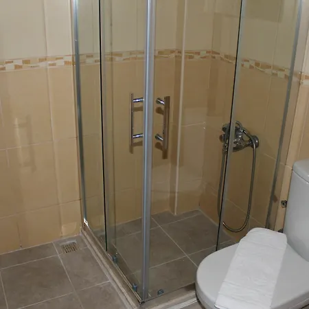 Adonis 酒店 马尔马里斯